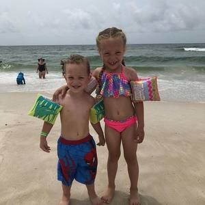 Meet your Posher, Briana